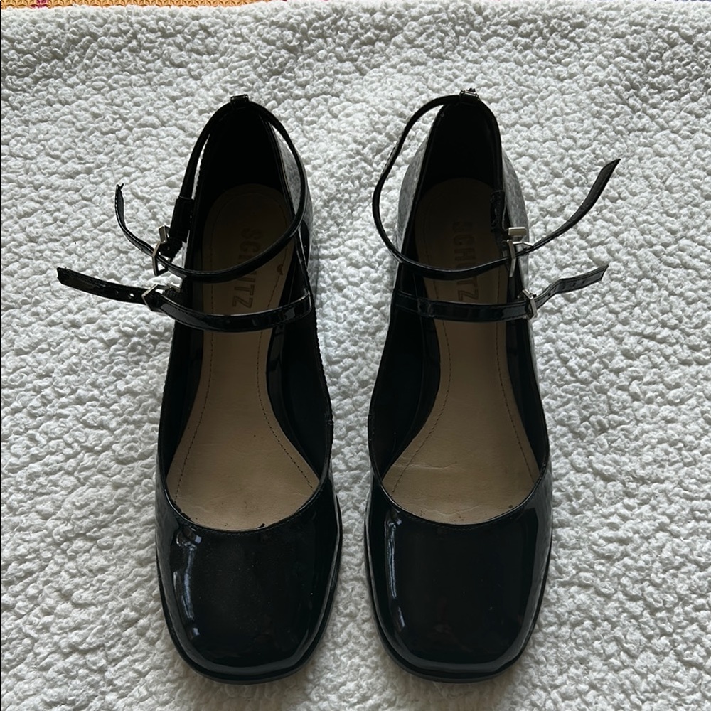 Schutz Black Patent Maryjane’s